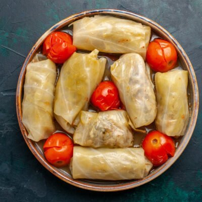 Sarmale de post in foi de varza