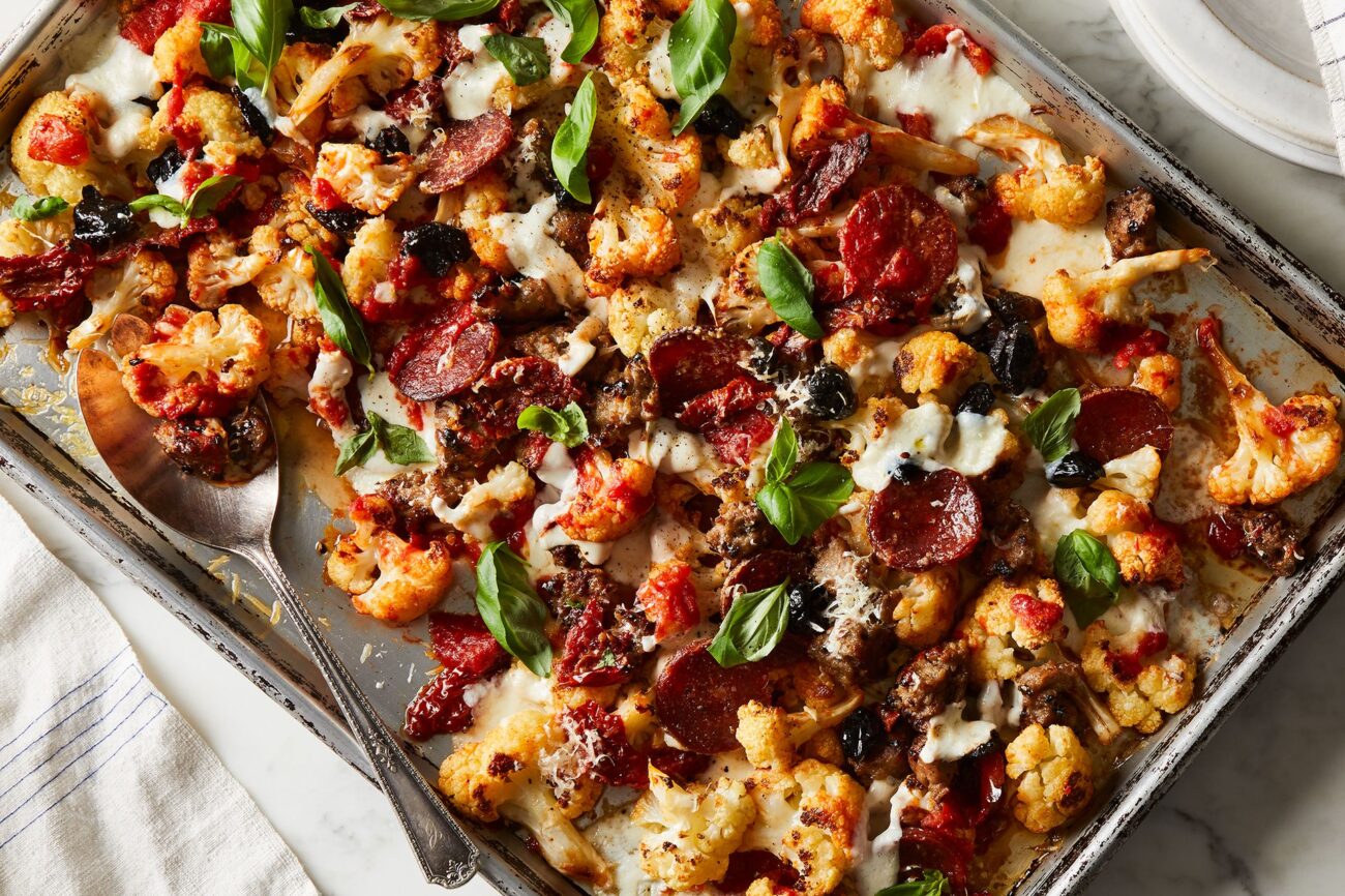 Pizzaiola de conopida la cuptor